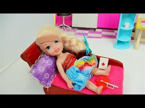 videos of elsa anna|Anna and Elsa Toddlers Elsya climbs a tree .